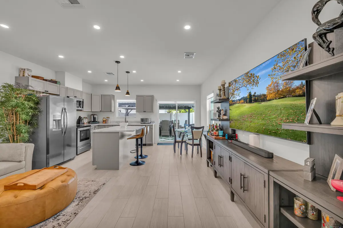 1-8 at 460 NW 27th Avenue, Pompano Beach