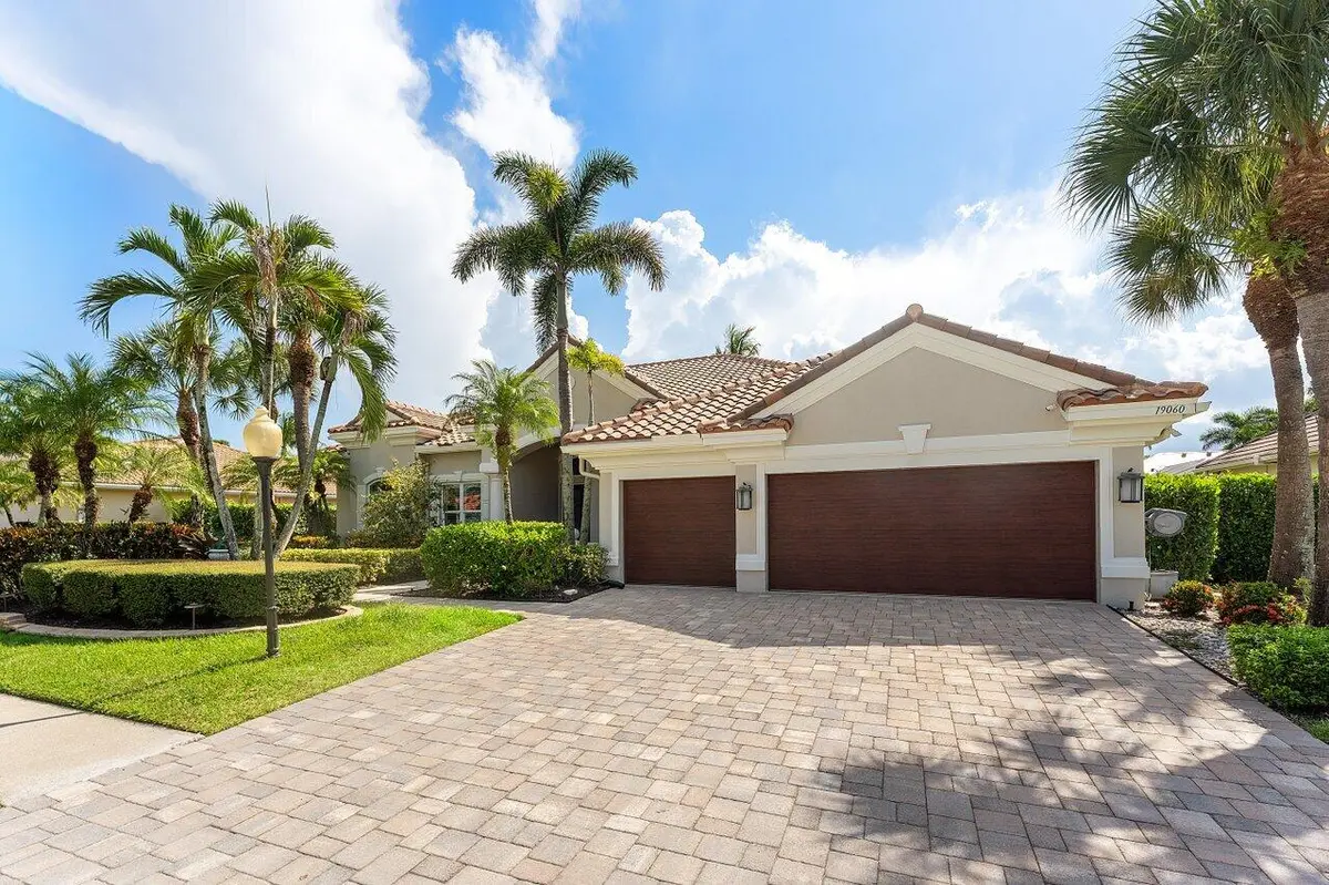 front at 19060 SE KOKOMO Lane, Jupiter