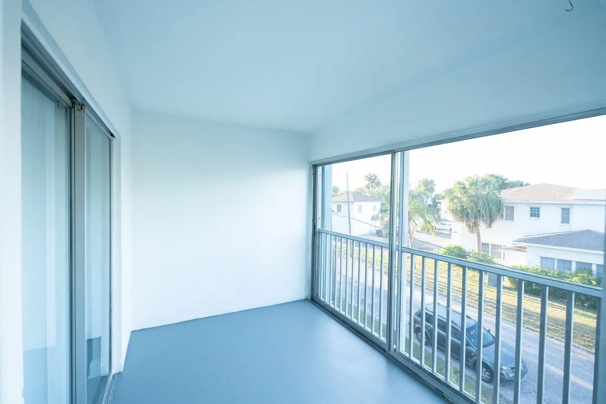 4b5dc9b6-1ccc-4c78-a66b-ef0e3ee75714_rw_ at 601 S Indian River Drive, Fort Pierce