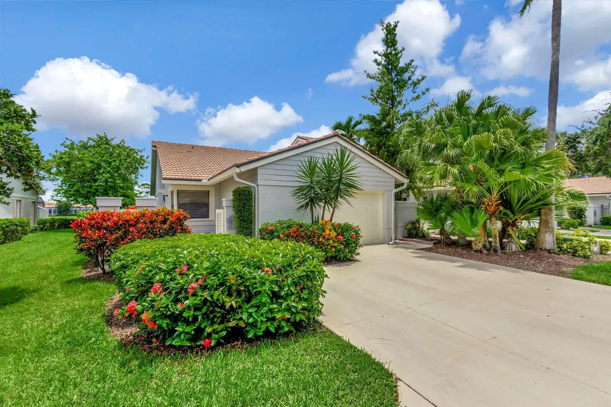 Exterior Front at 523 Prestwick Circle, Palm Beach Gardens