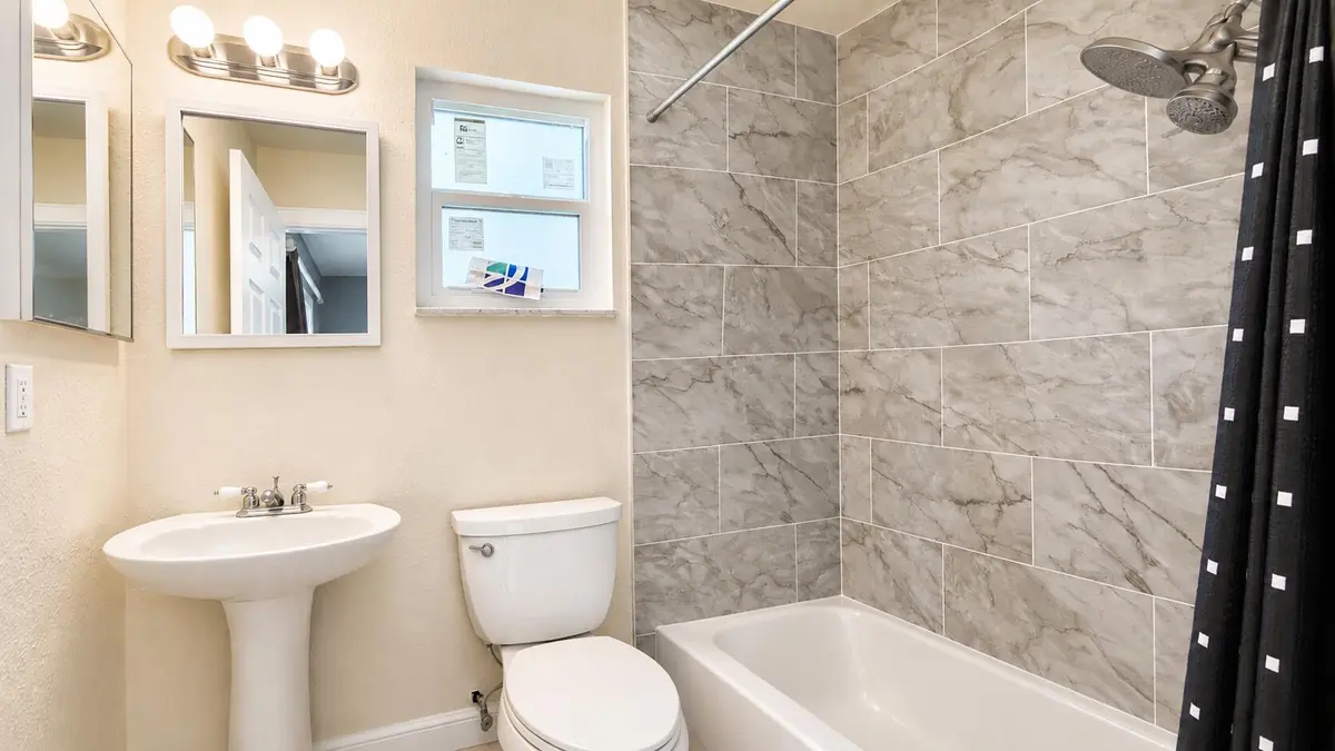 B0A78616-34C1-4BCF-8098-BEA7D124B150 at 244 SW RIDGECREST Drive, Port St. Lucie