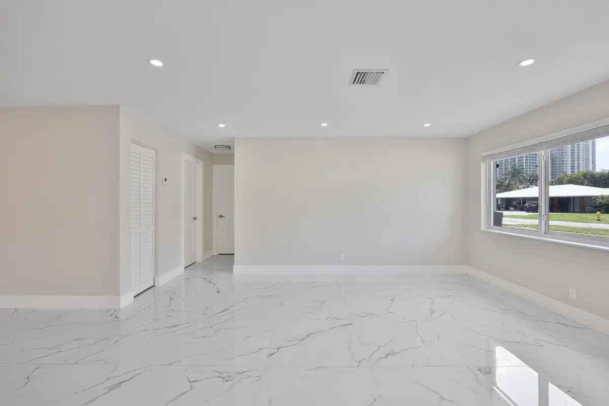 . at 215 Evergreen Drive, West Palm Beach