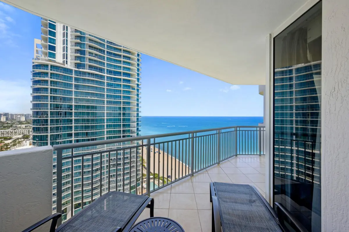 18 (Custom) at 17375 COLLINS Avenue 2406, Sunny Isles Beach