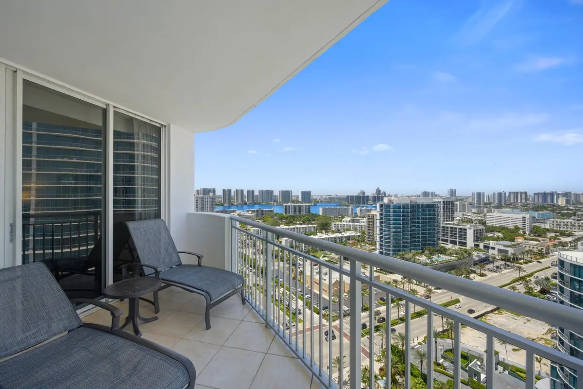 17 (Custom) at 17375 COLLINS Avenue 2406, Sunny Isles Beach