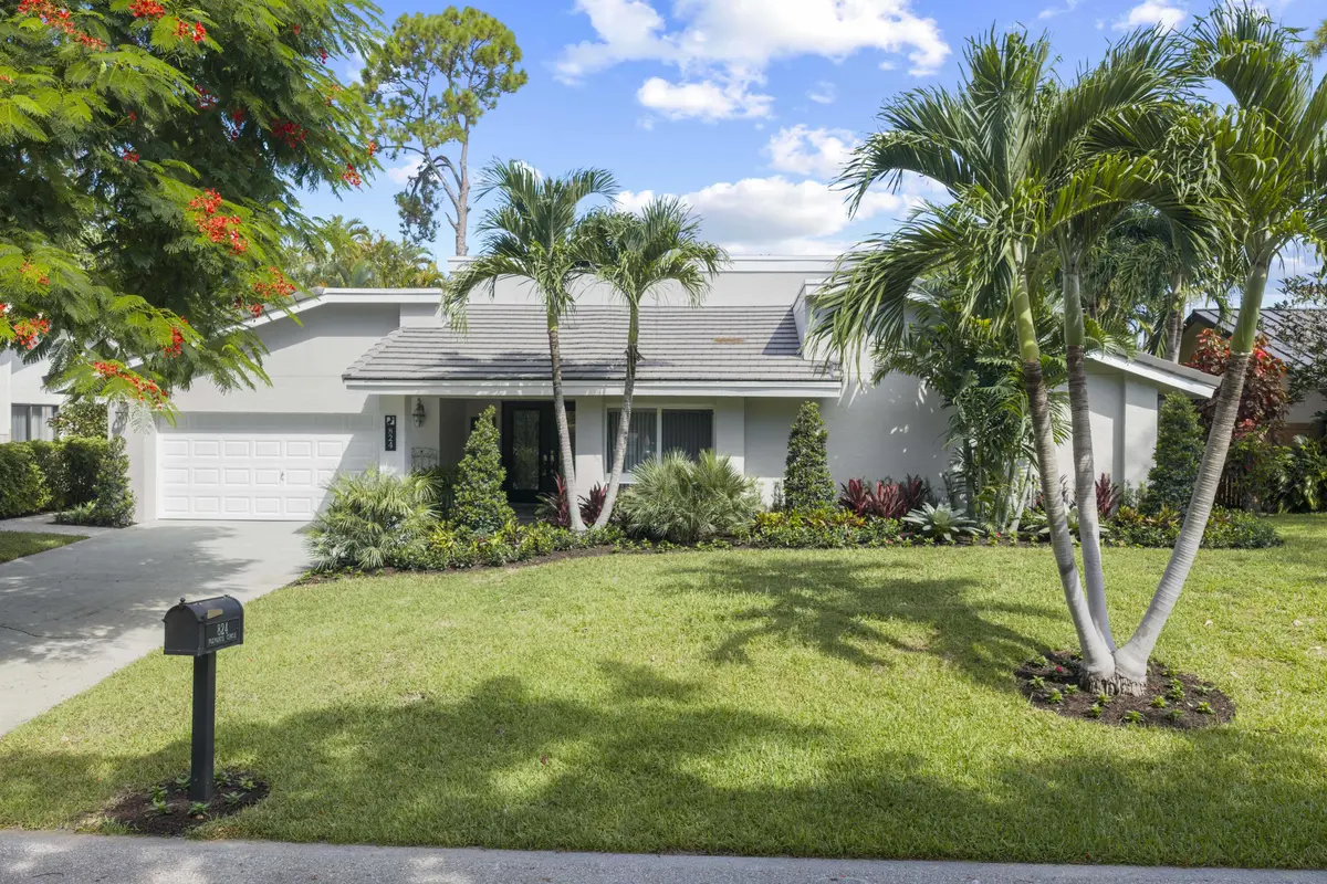 824 Foxpointe Cir - 14 at 824 Foxpointe Circle, Delray Beach
