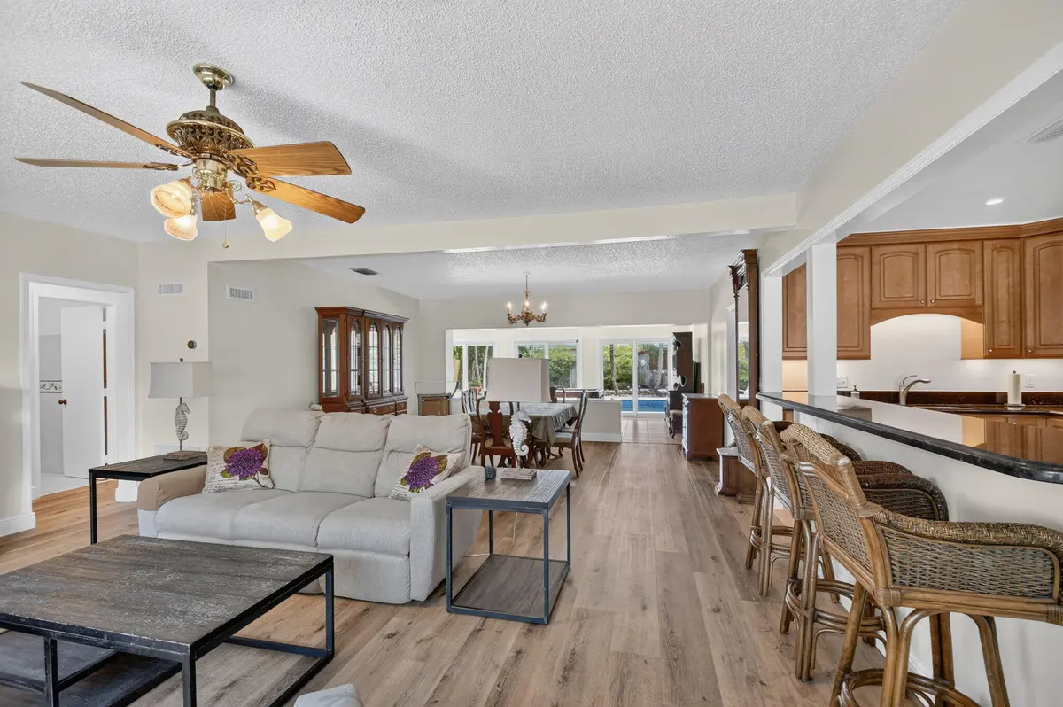 8-web-or-mls-DSC_4111 at 111 VASSAR Drive, Lake Worth Beach