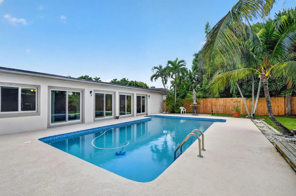54-web-or-mls-DSC_4339 at 111 VASSAR Drive, Lake Worth Beach