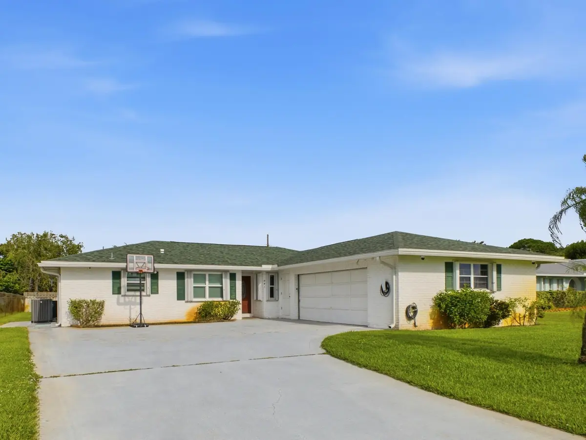 Front at 441 SW CURRY Street, Port St. Lucie
