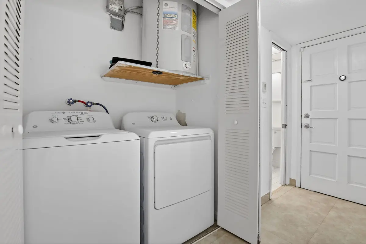 15-web-or-mls-_A7A7368 at 11556 NW 1ST Street, Plantation