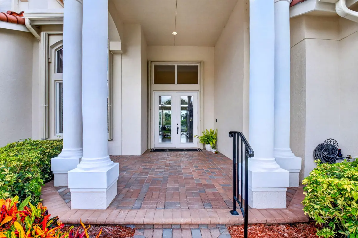 Entrance at 11554 Knightsbridge Place, Wellington
