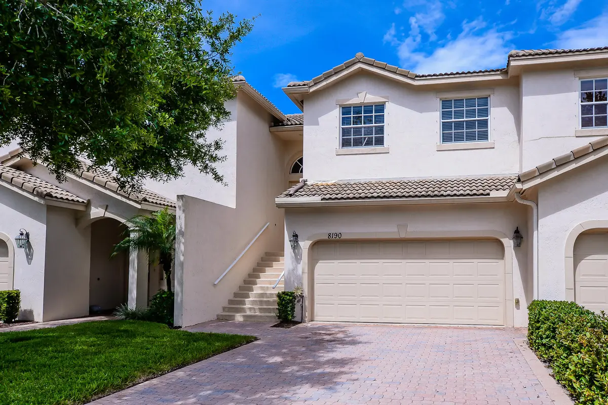 Front Garage at 8190 MULLIGAN Circle, Port St. Lucie