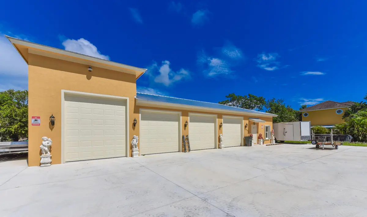 Indian River Dr Detached Garage at 8073 S Indian River Drive, Fort Pierce