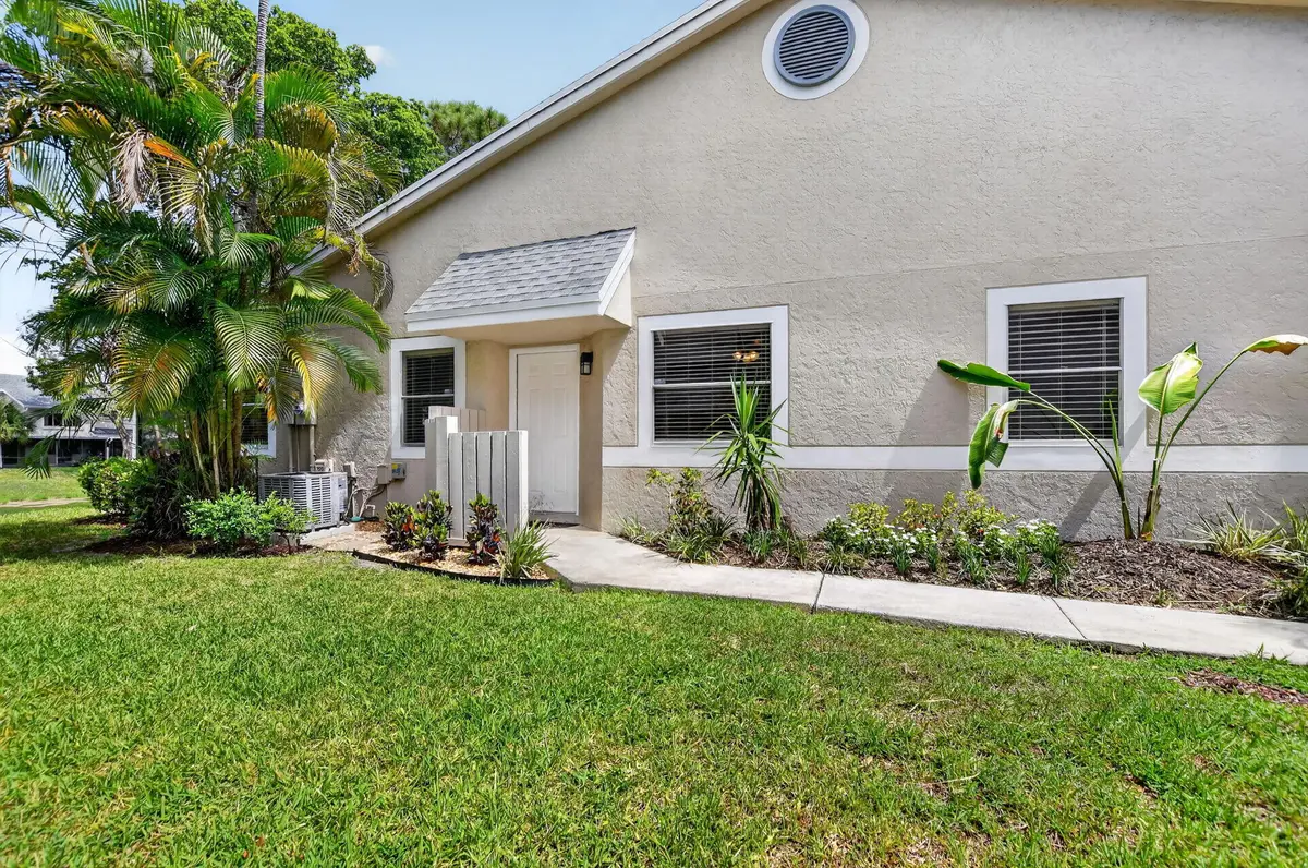 3-web-or-mls-DSC_6451 at 1971 Discovery Circle, Deerfield Beach