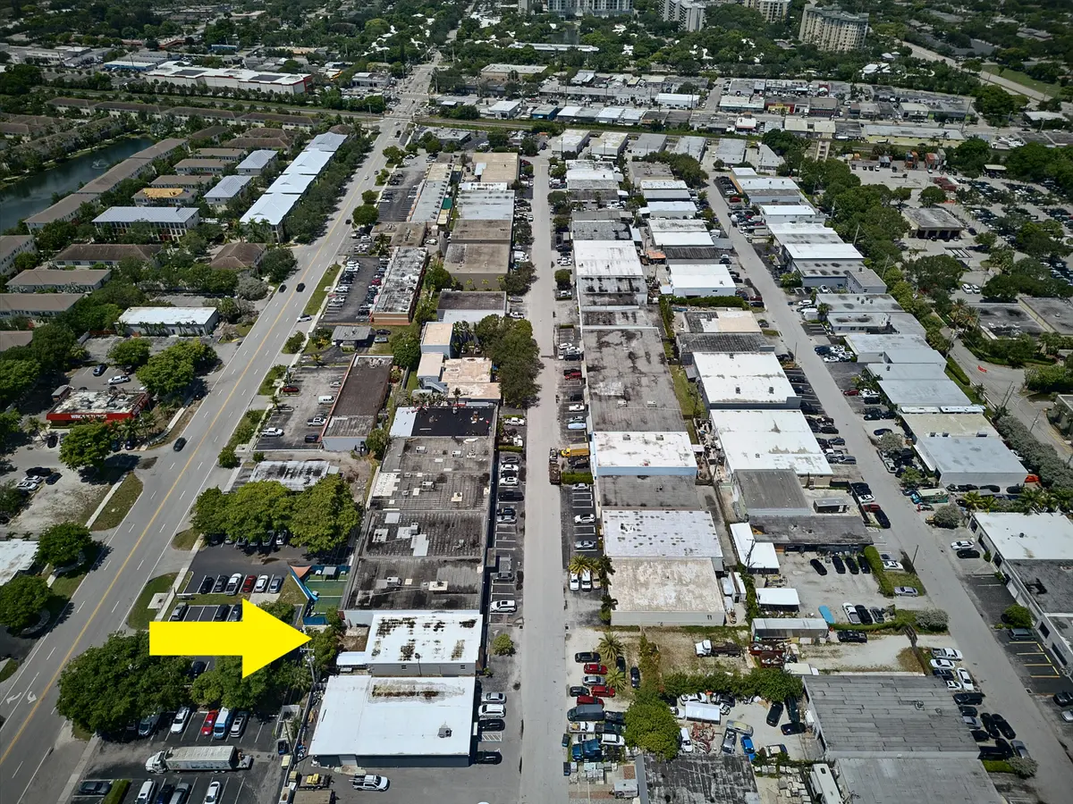 schrling-6-arrow at 30 SW 5TH Court, Pompano Beach