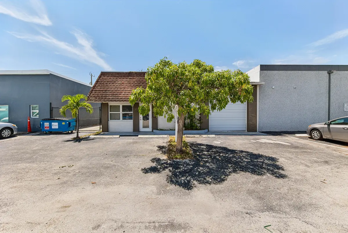 schrling-9 at 30 SW 5TH Court, Pompano Beach