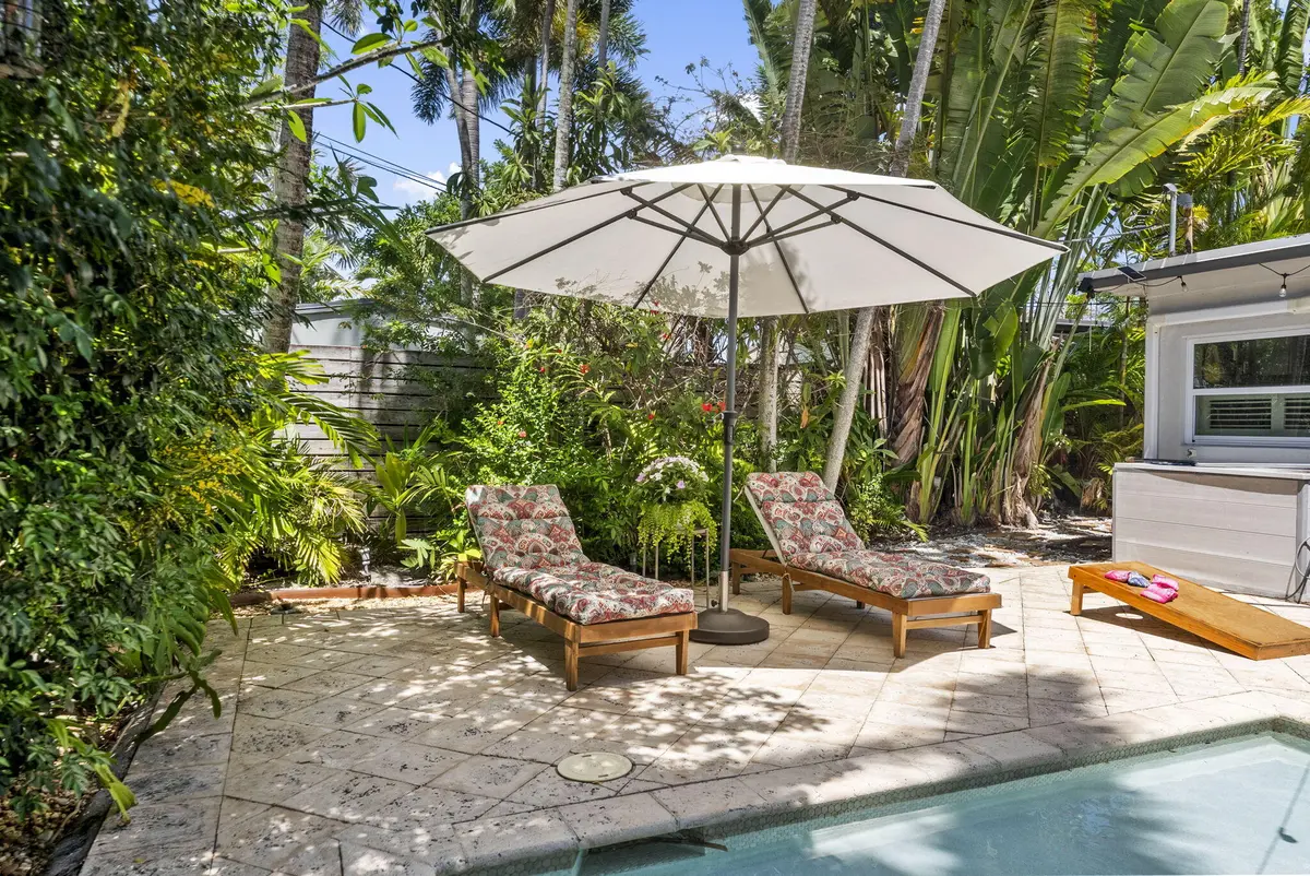 36-web-or-mls-DSC02087 at 1627 NE 17TH Avenue, Fort Lauderdale