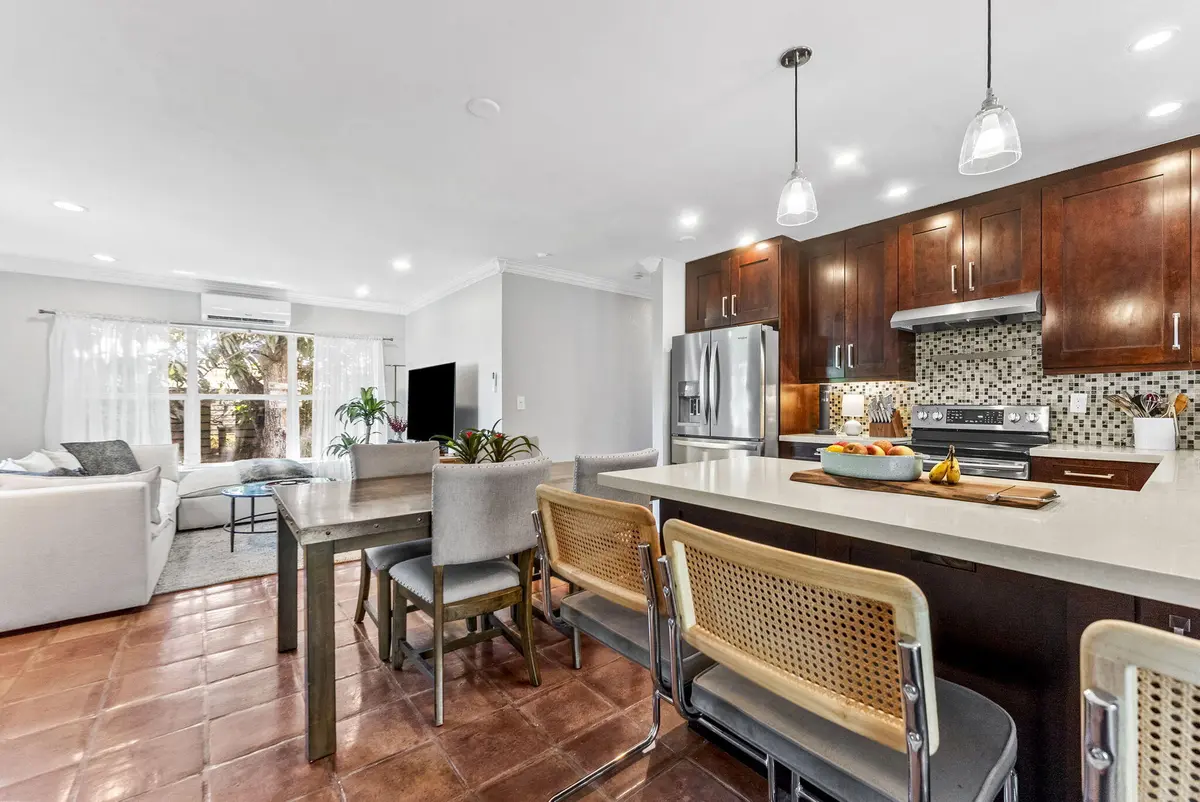 25-web-or-mls-DSC02050 at 1627 NE 17TH Avenue, Fort Lauderdale