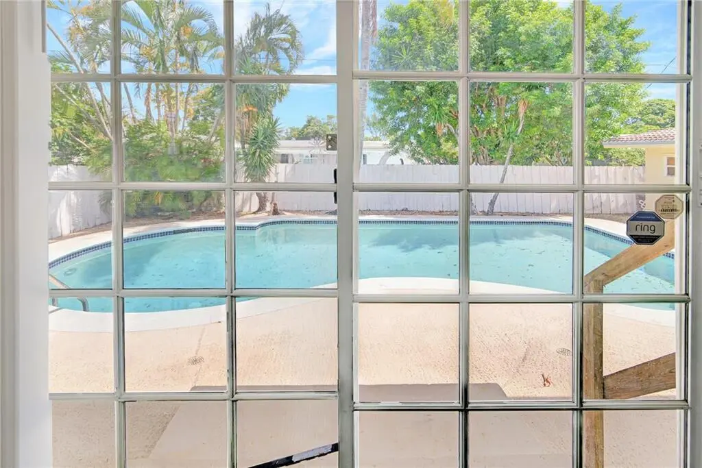 71 ne 56 pool at 71 NE 56th Court, Oakland Park