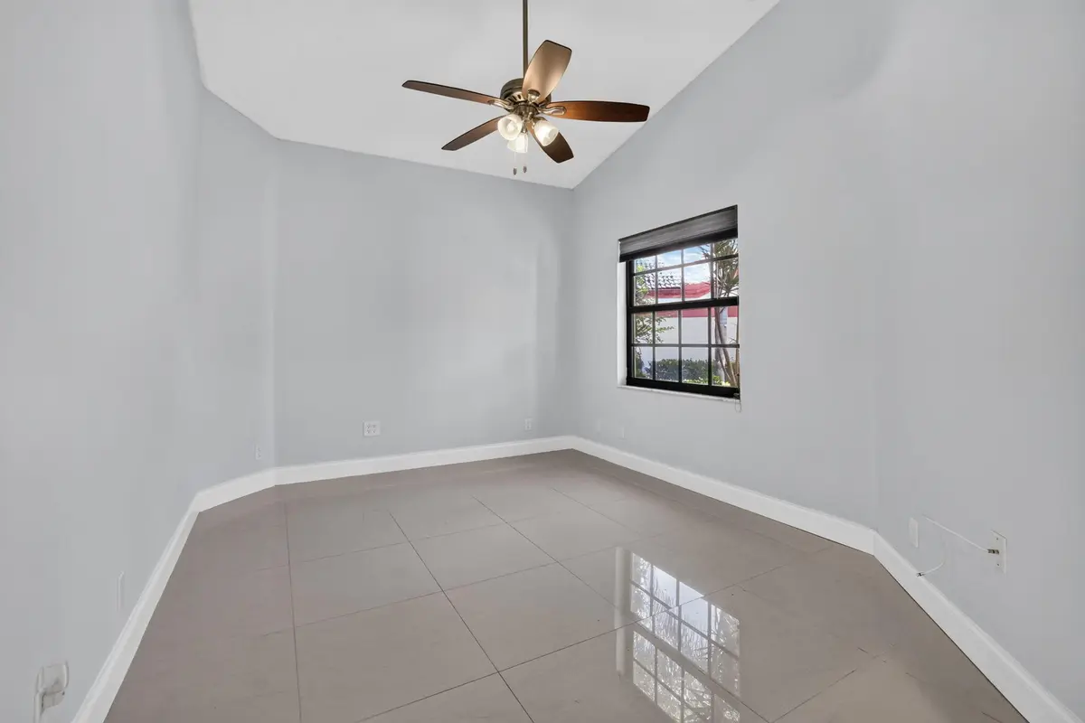 8-web-or-mls-_14A2322 at 7548 Lexington Club Boulevard Apt A, Delray Beach