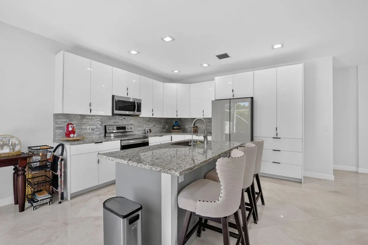 9-web-or-mls-8I8A9577 at 5040 HERON Place, Coconut Creek