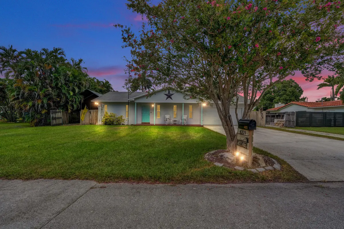 DSC7848 at 4321 SW 73RD Terrace, Davie