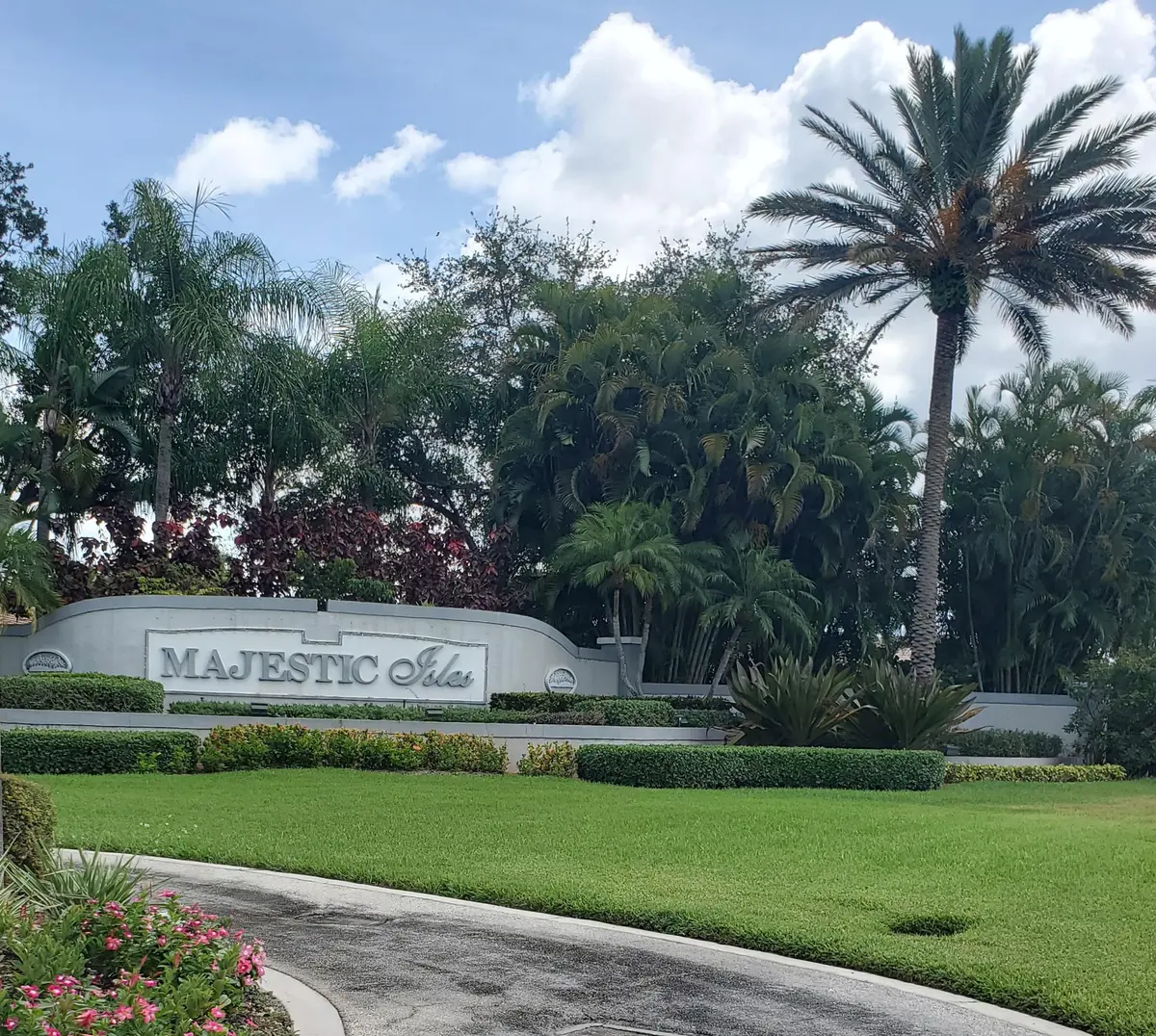 Majestic Isles at 10724 ROYAL CARIBBEAN Circle, Boynton Beach