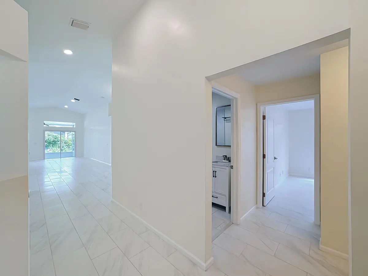 06_beyc6a89a8ec242b7 at 8914 SW Bonneville Drive, Stuart