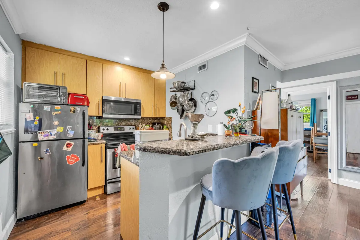 811 NE 14TH PL #10-6 at 811 NE 14TH Place 10, Fort Lauderdale