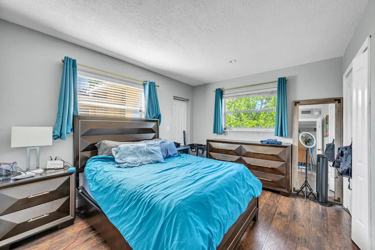 811 NE 14TH PL #10-10 at 811 NE 14TH Place 10, Fort Lauderdale