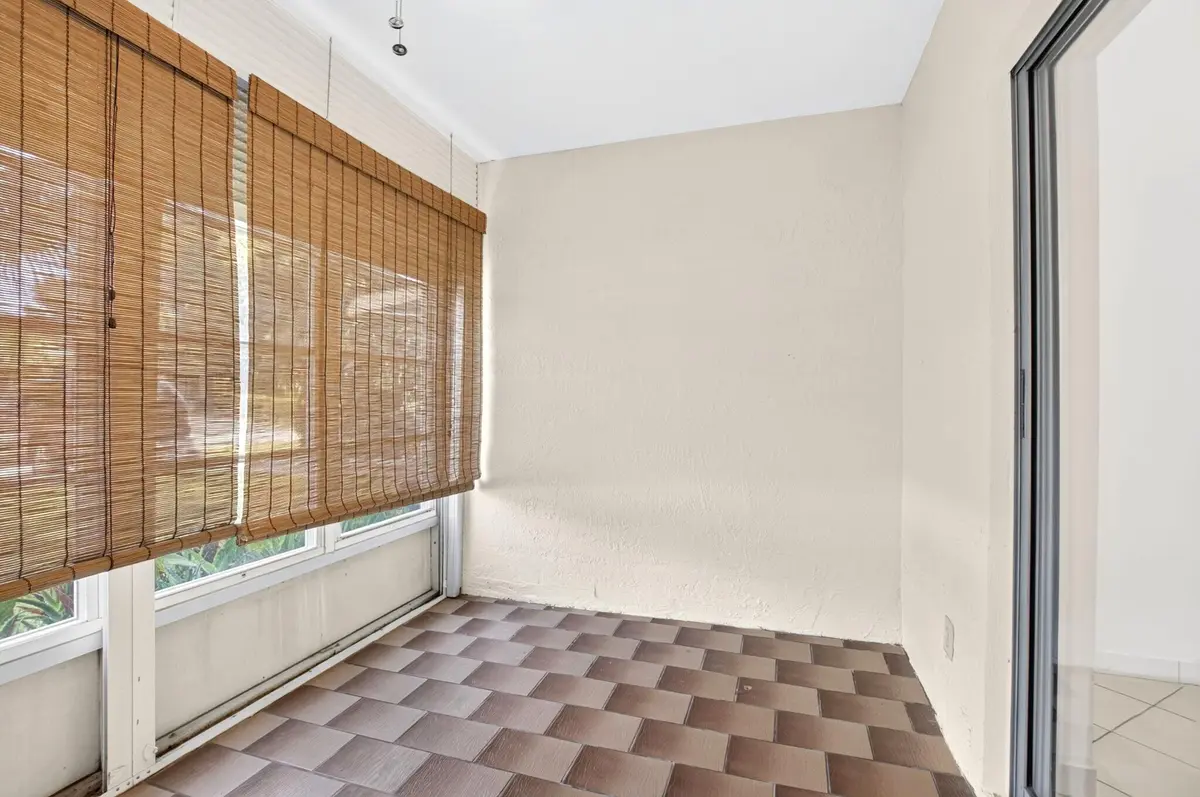 Office unstaged at 6070 La Palma Lane, Delray Beach