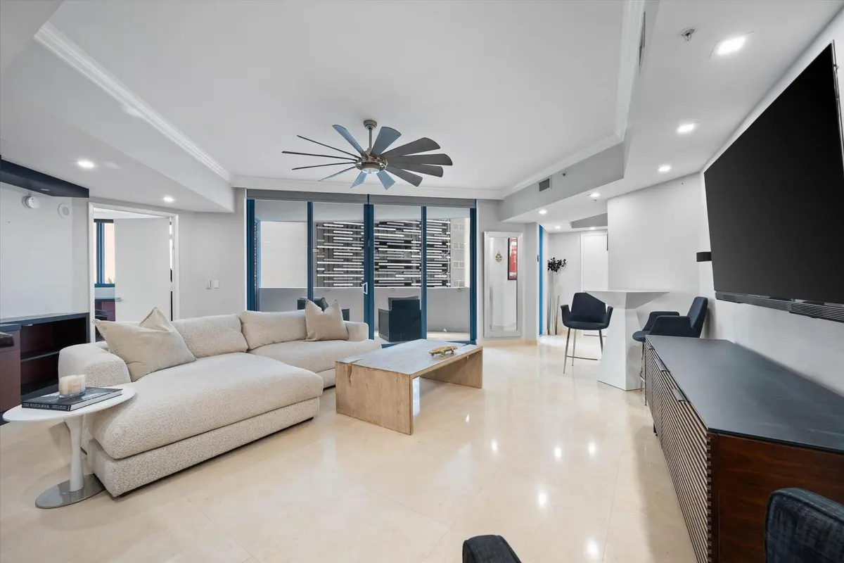 05-333 Las Olas Way #405, Fort Lauderdal at 333 Las Olas Way Unit 405, Fort Lauderdale