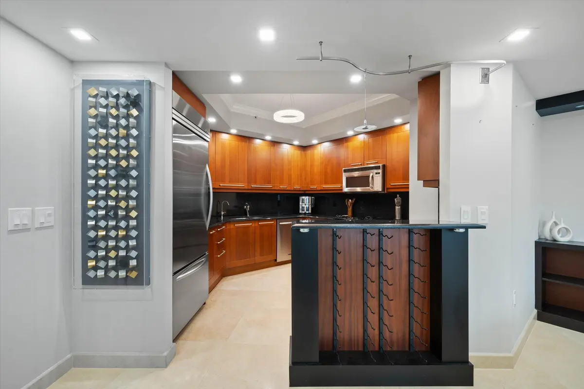 07-333 Las Olas Way #405, Fort Lauderdal at 333 Las Olas Way Unit 405, Fort Lauderdale