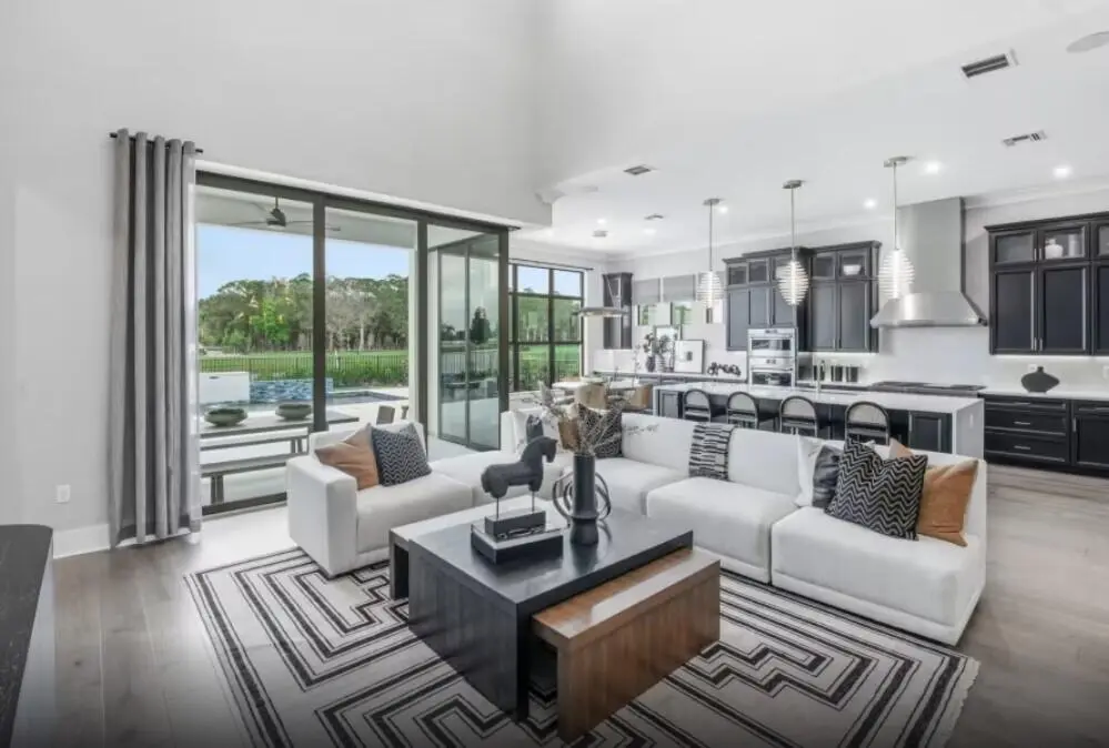 Gathering Room at 4951 Naugle Way 18 Livingston, Davie