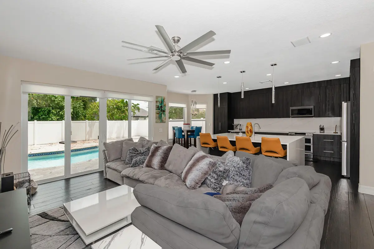 0-5 at 3575 SW 173RD Way, Miramar