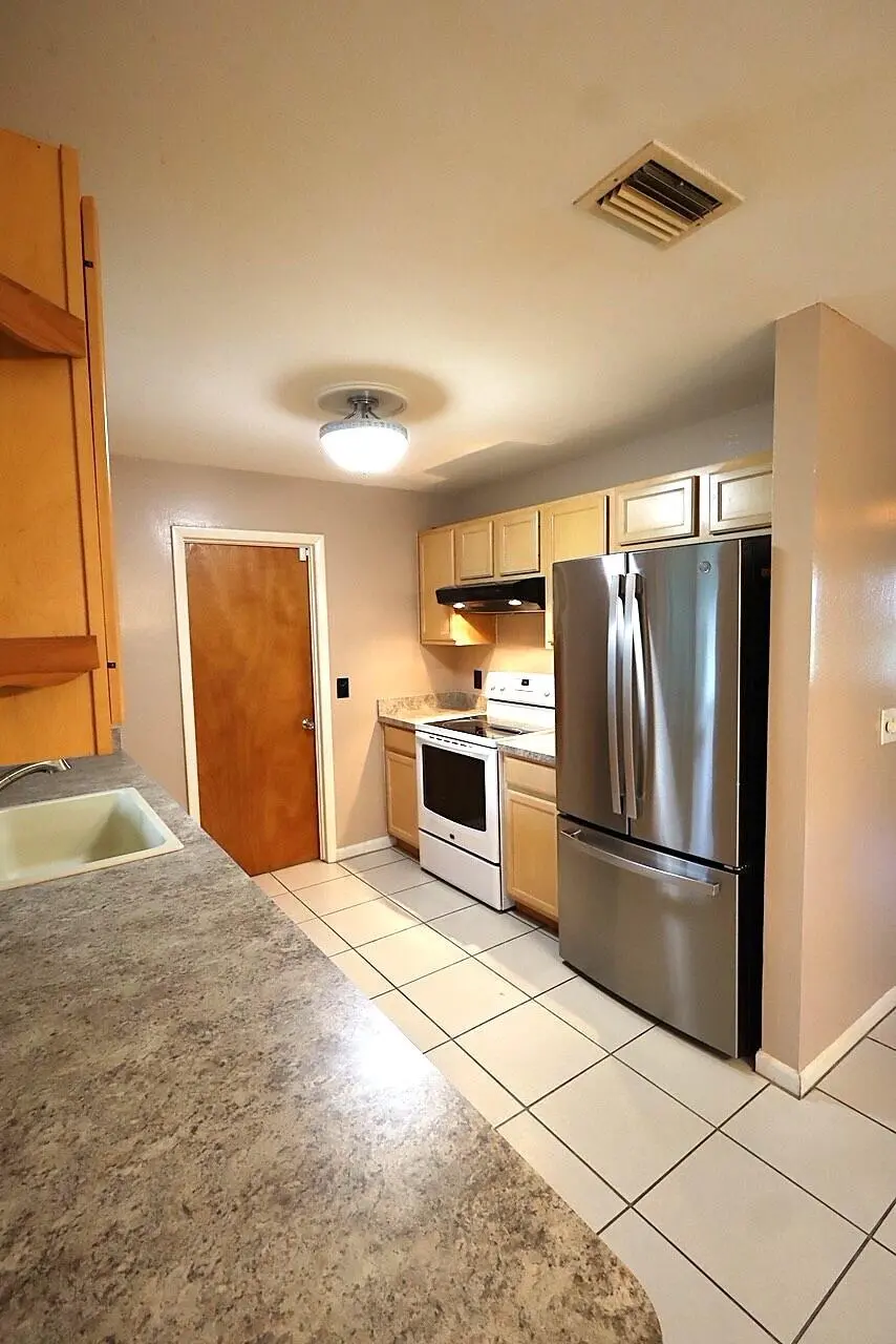 4fd36c14-4709-4532-a6ed-d59aa8469ebe at 5572 SE CABLE Drive, Stuart