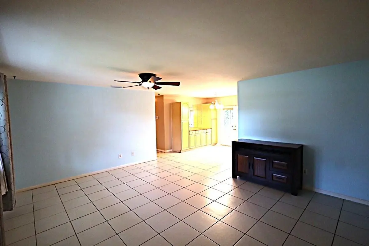 7b11bd0e-3f81-4c54-a01c-3df6b1e9d0a4 at 5572 SE CABLE Drive, Stuart