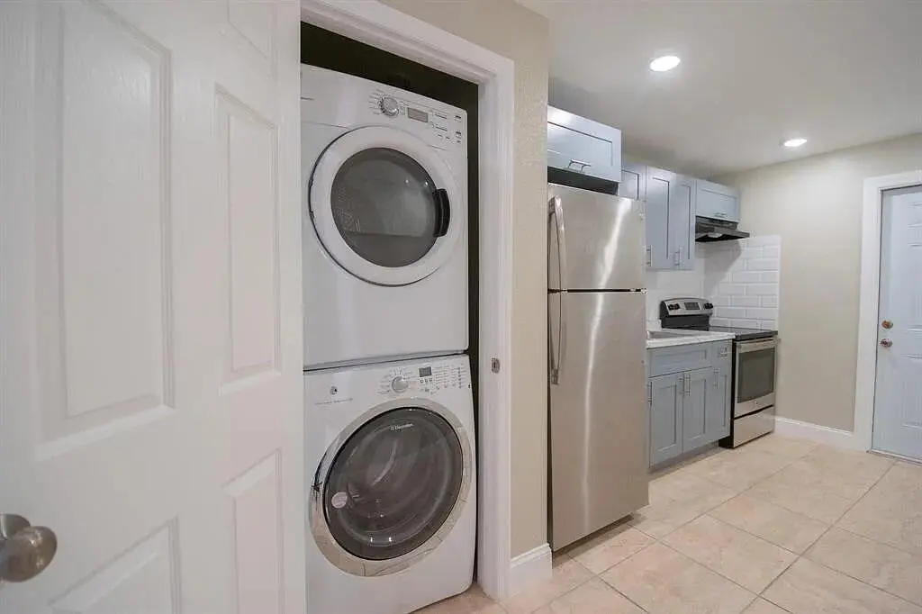 07e675d213928e28d0c1542aa32f4325-uncropp at 508 N 23RD Street A, Fort Pierce