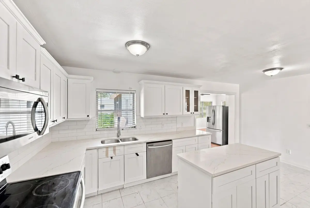 _DSC6577-enhanced-1787506579081 at 875 28TH Avenue, Vero Beach