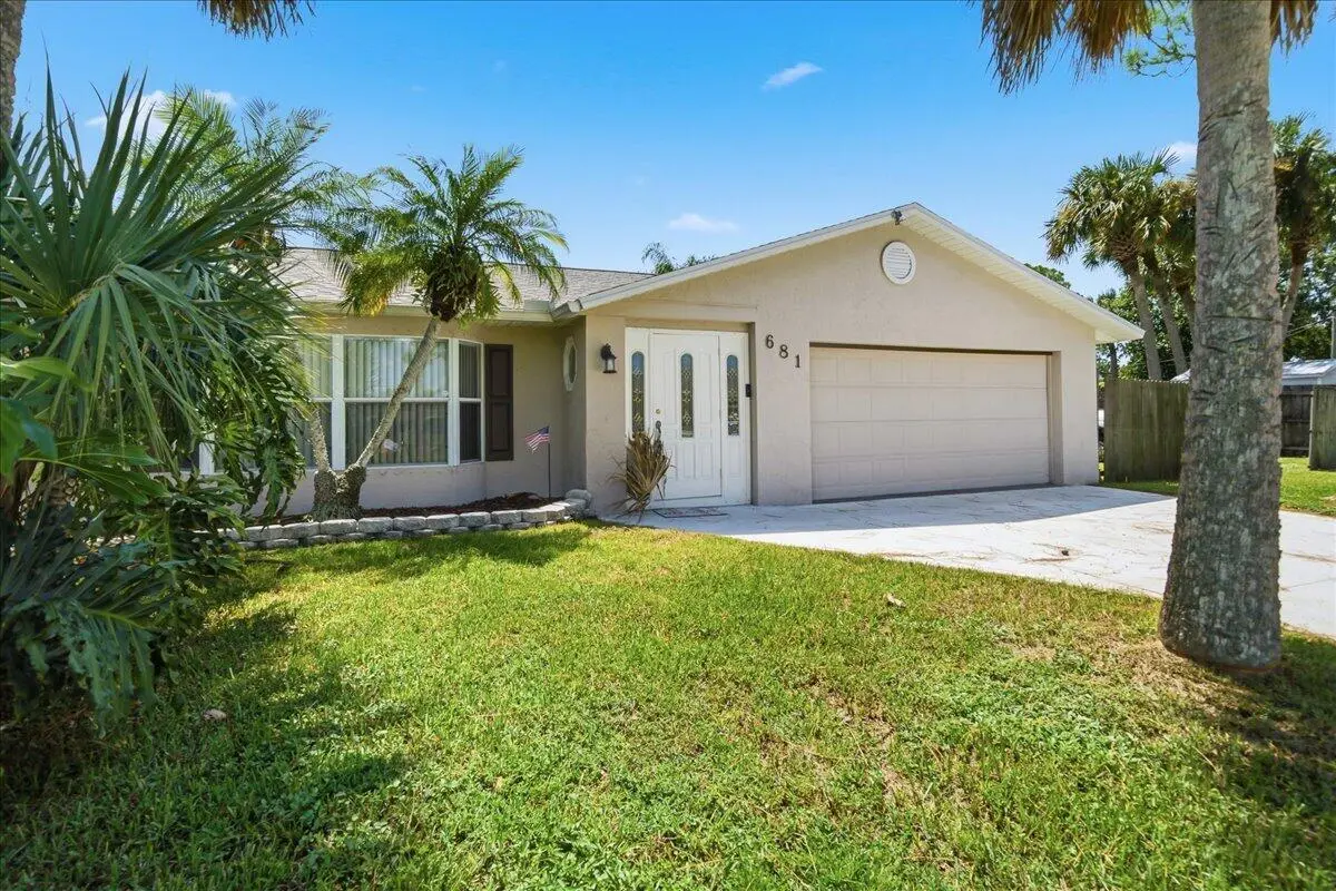 01-untitled-08381 at 681 LAYPORT Drive, Sebastian