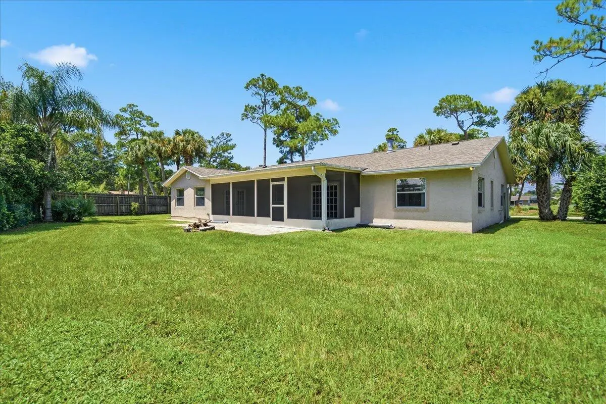 02-untitled-08456 at 681 LAYPORT Drive, Sebastian