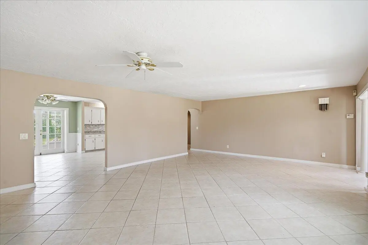 07-untitled-08396 at 681 LAYPORT Drive, Sebastian