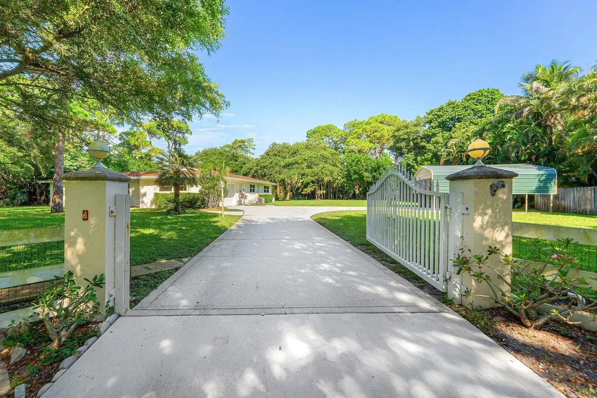 Entry at 8645 Square Lake Drive, Palm Beach Gardens