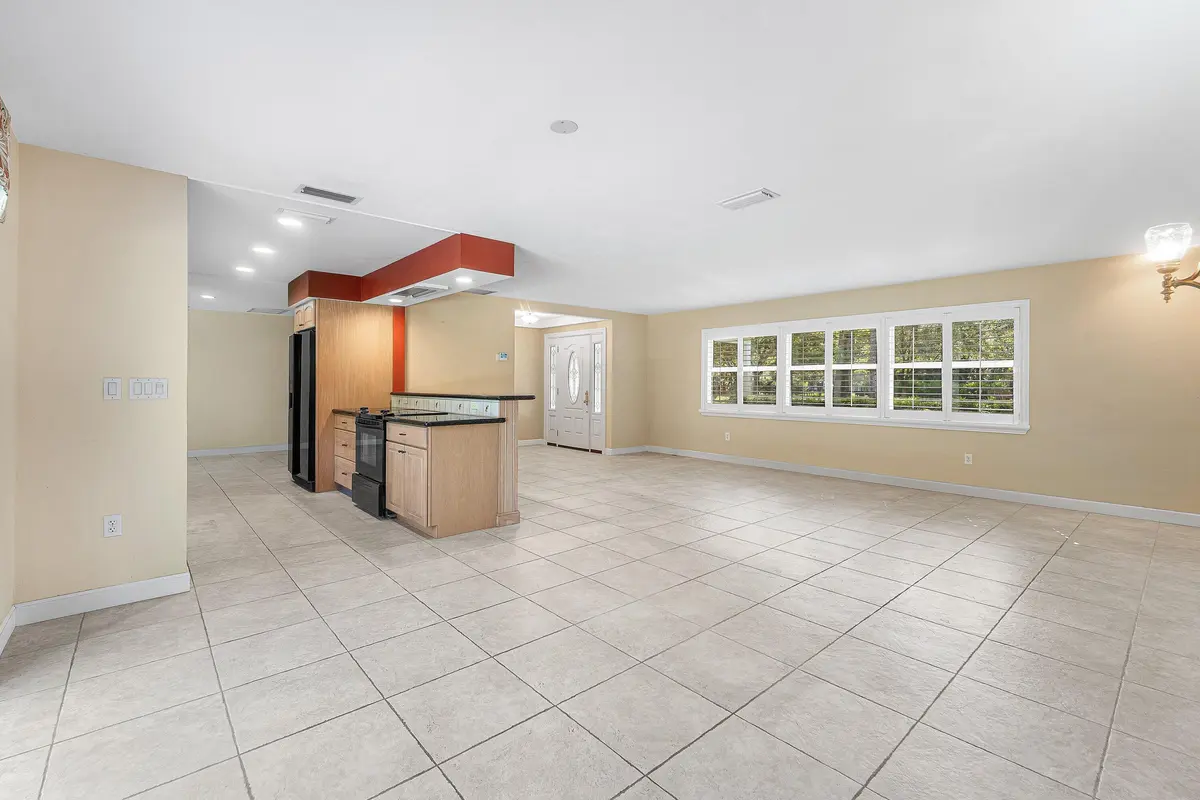 Great Room 4 at 8645 Square Lake Drive, Palm Beach Gardens