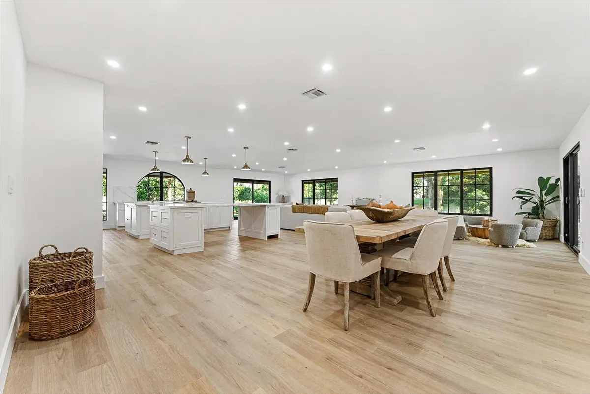 16-16 at 4456 Hickory Drive, Palm Beach Gardens