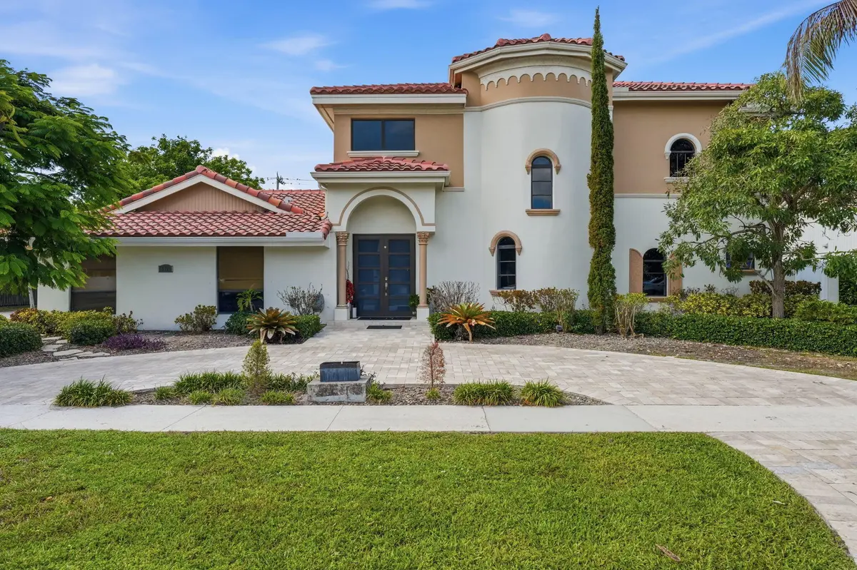 1-web-or-mls-1500_SW_15th_St_001 at 1500 SW 15TH Street, Boca Raton