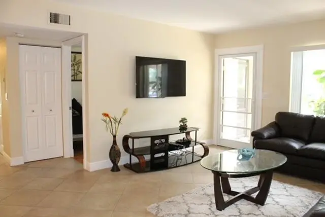 20220331205213146124000000-o at 6436 CHASEWOOD Drive B, Jupiter