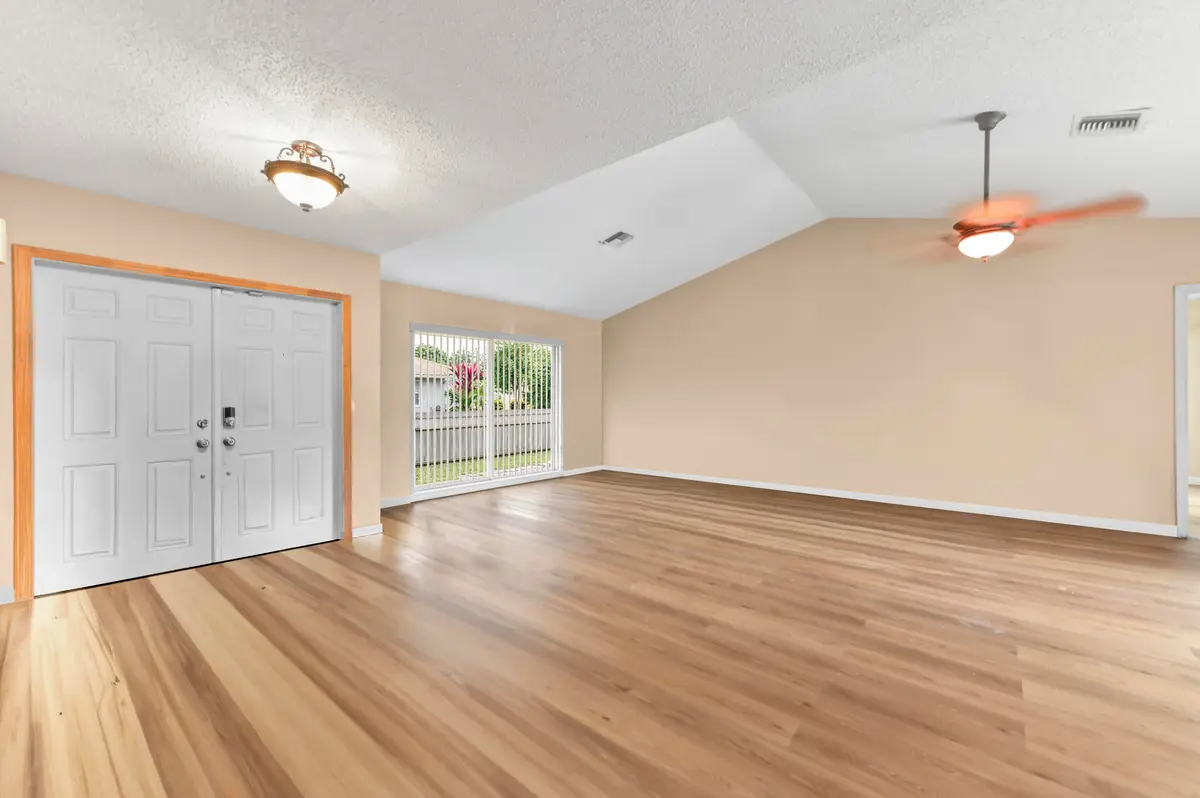 04 living room 02 at 7123 NW 42nd Court, Coral Springs
