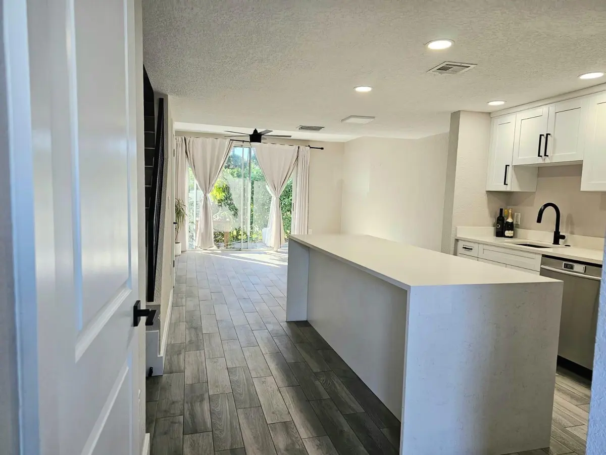 Photo 2 at 1102 E Jeffery Street, Boca Raton