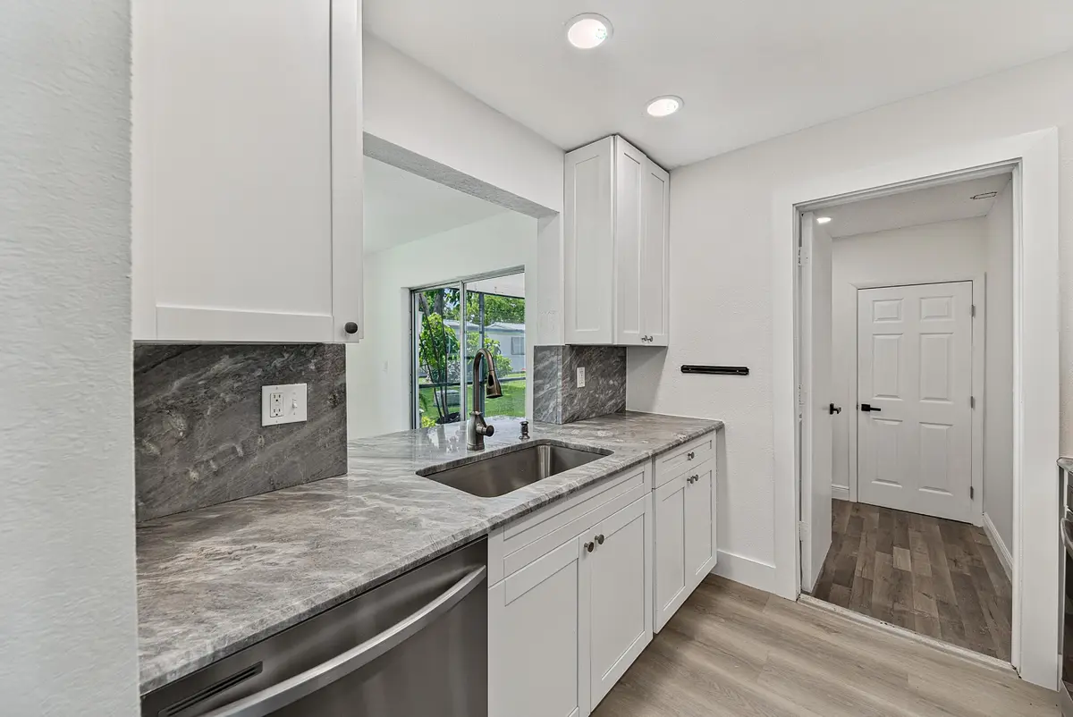 Kitchen at 1190 NW 90TH Avenue, Plantation