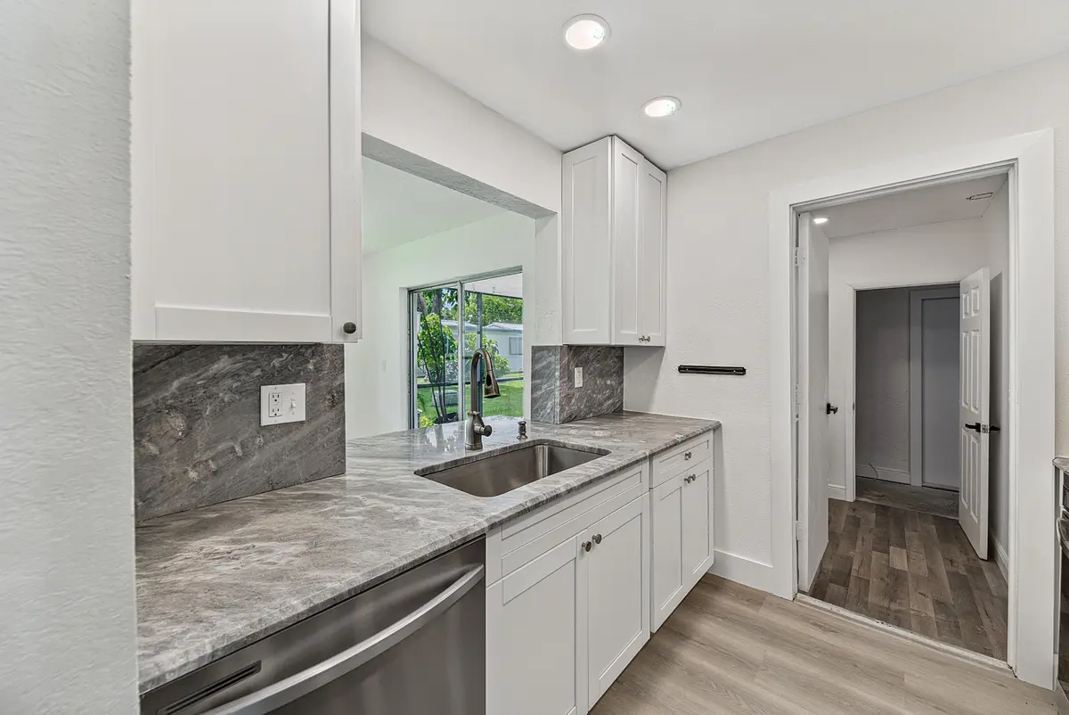 Kitchen at 1190 NW 90TH Avenue, Plantation